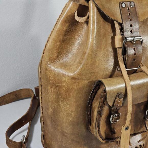 Vintage Handmade In Mexico Sturdy Brown Leather Backpack Cinch & Buckle - Picture 5 of 14